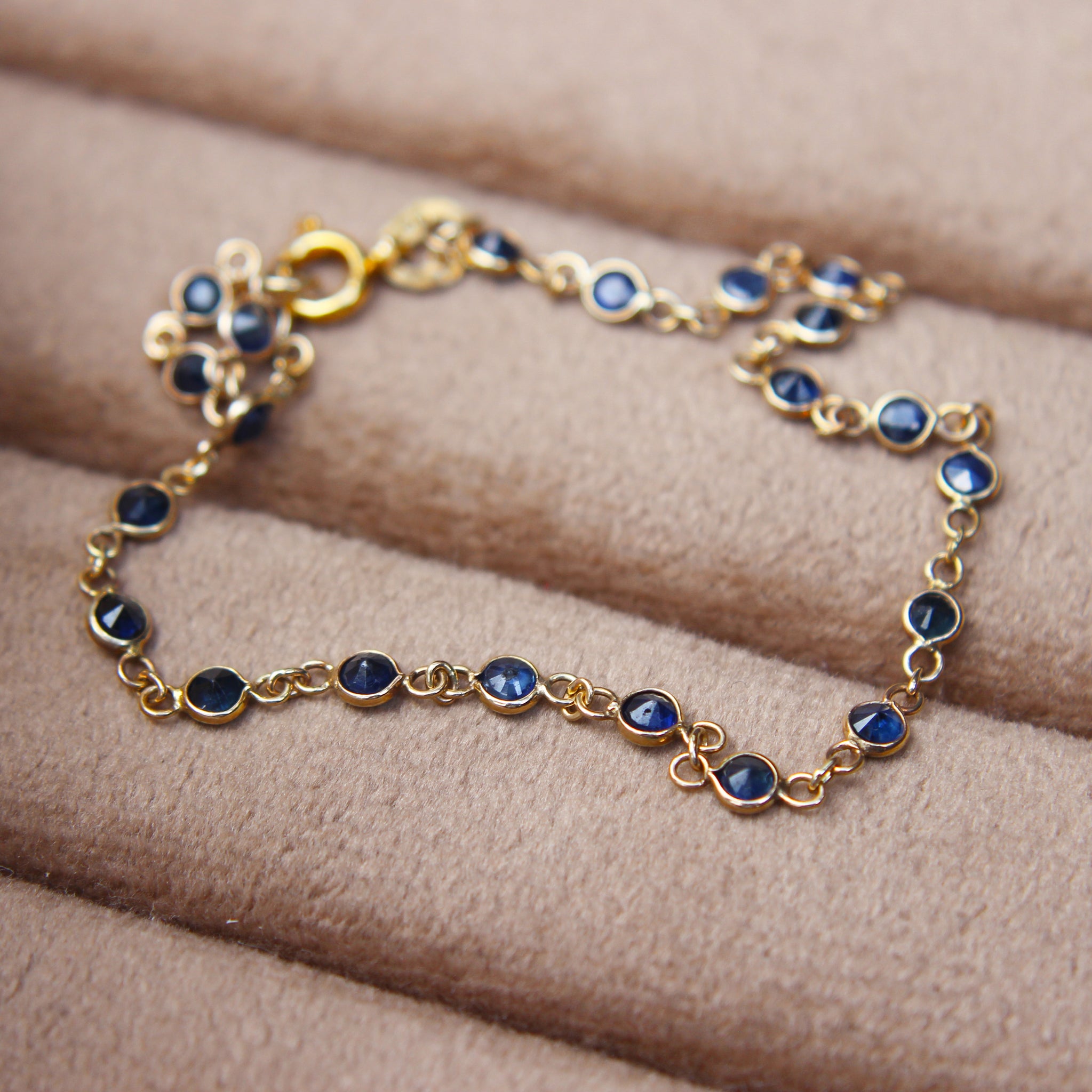 Vintage Rubover Sapphire Chain Bracelet