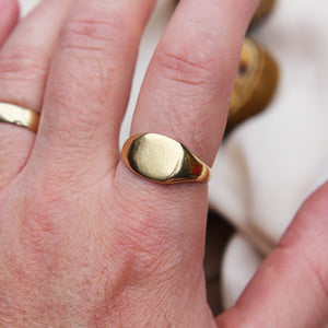 Vintage Signet Ring