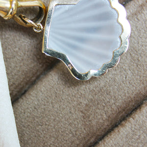 Vintage Hand Carved Rock Crystal Shell Pendant