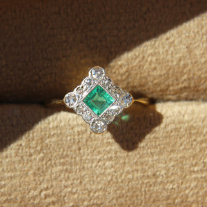 RESERVED Art Deco 1920s Emerald and Diamond Cluster Ring (2/3 instalment)