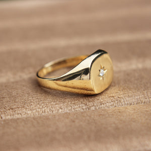 Vintage Diamond Star Set Signet Ring