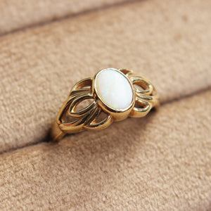 Vintage Cabochon Opal Abstract Ring