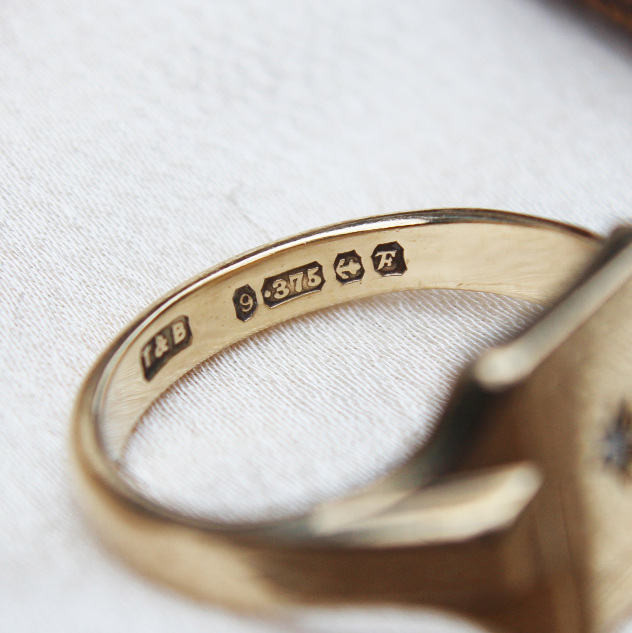 Vintage Rectangular Shaped Diamond Signet Ring – King Antiques & Co