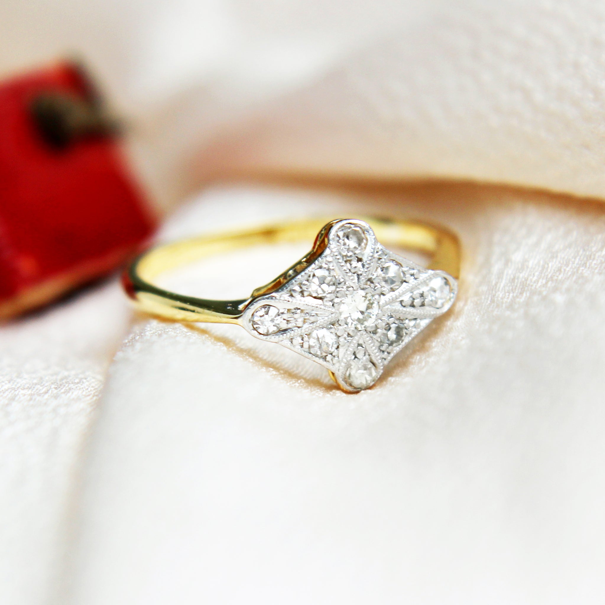 Art Deco 1930s Diamond Cluster Ring