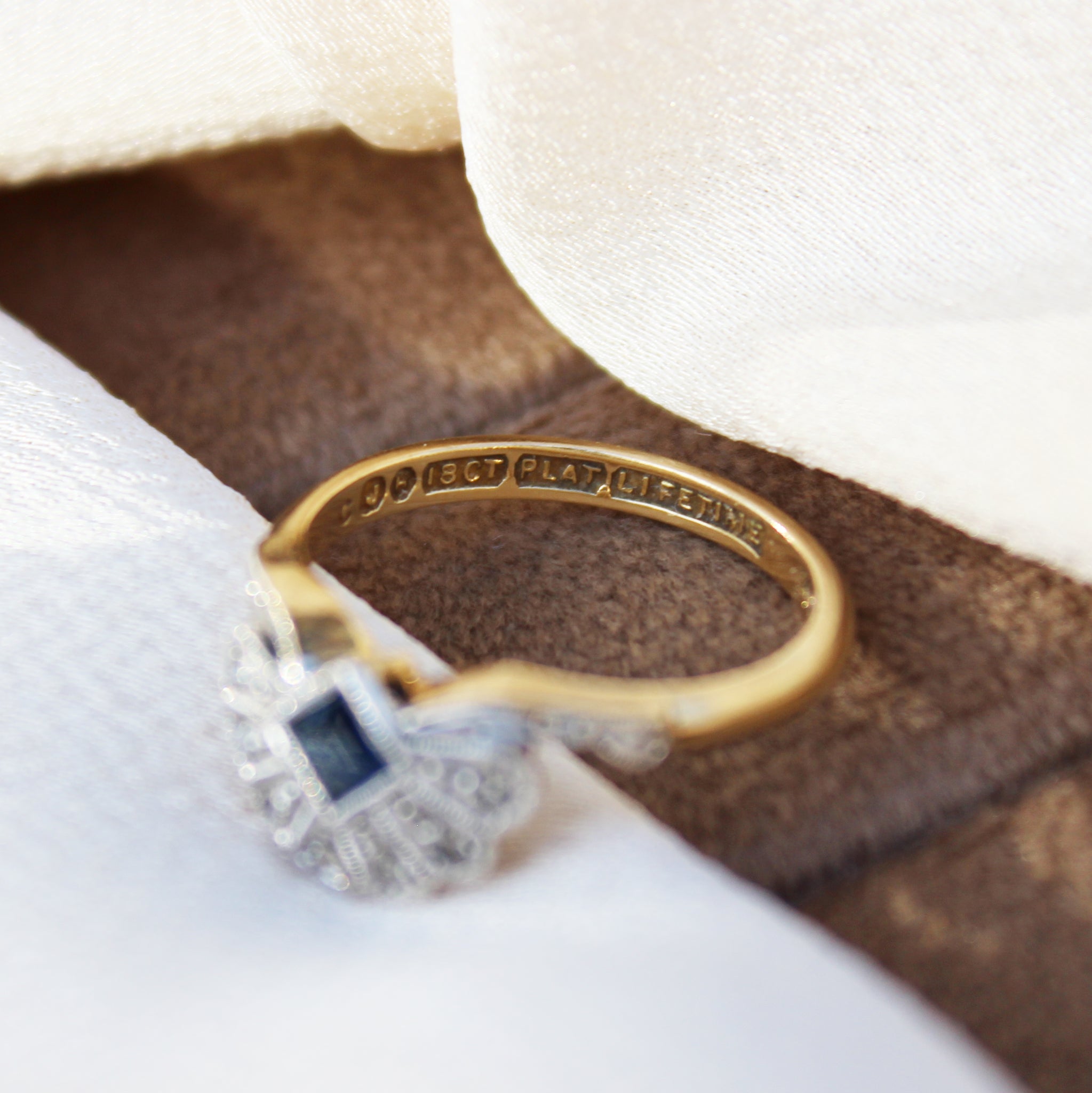 Art Deco 1920s Sapphire and Diamond Fan Ring