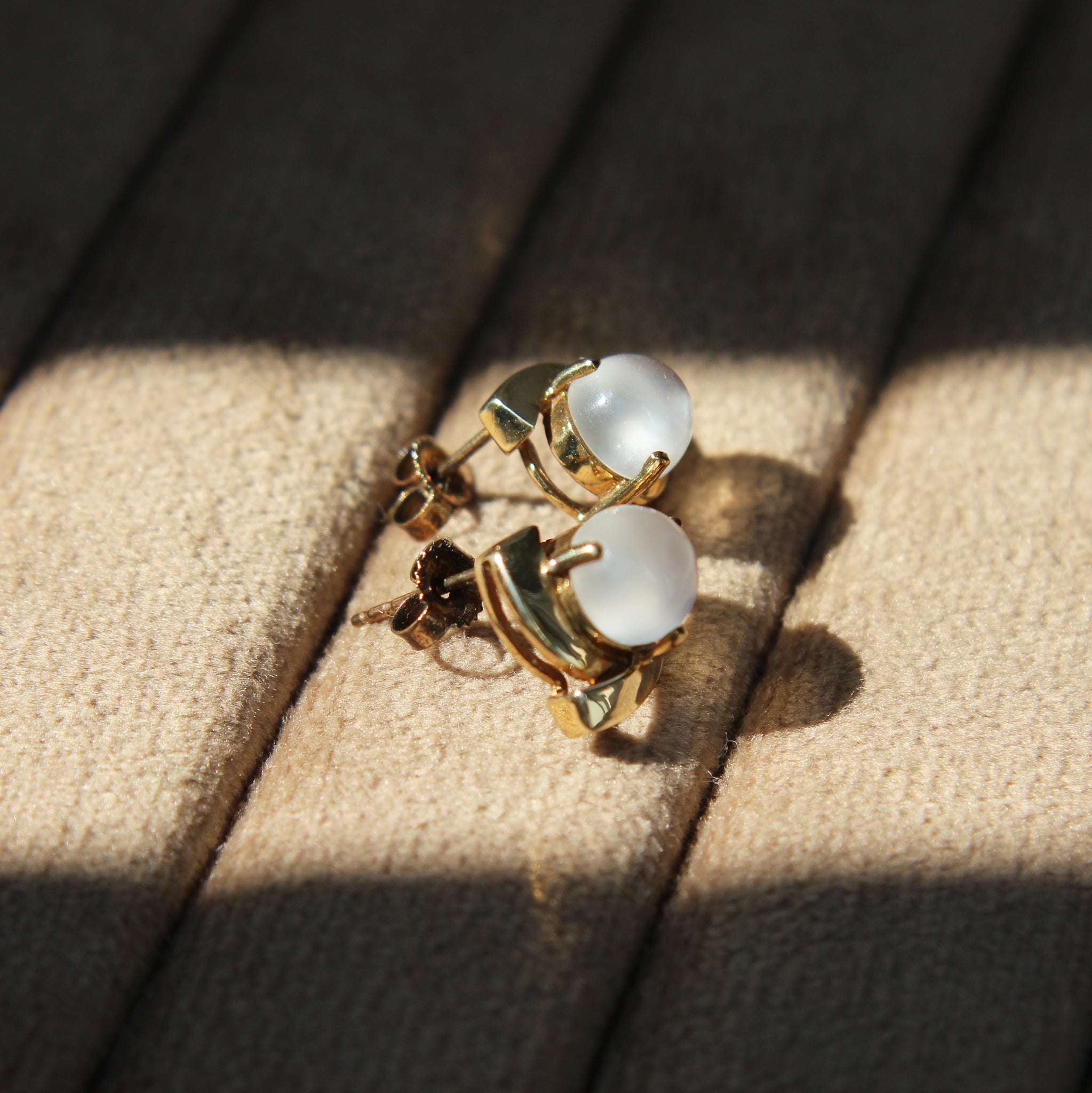 Vintage Cabochon Moonstone Stud Earrings