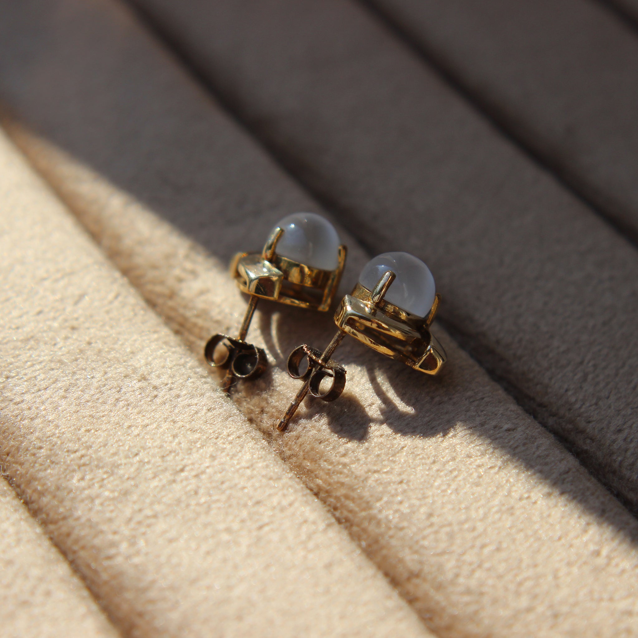 Vintage Cabochon Moonstone Stud Earrings